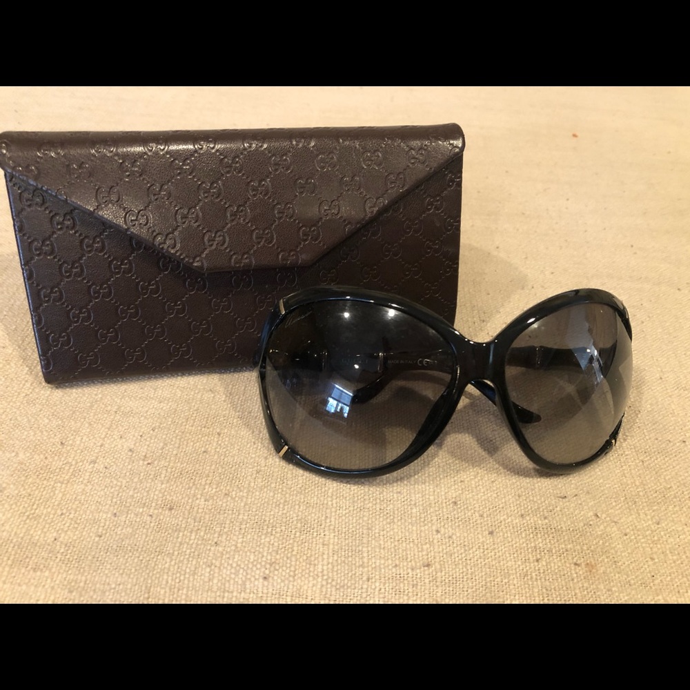 Gucci Black Bamboo Sunglasses - Picture 5 of 5